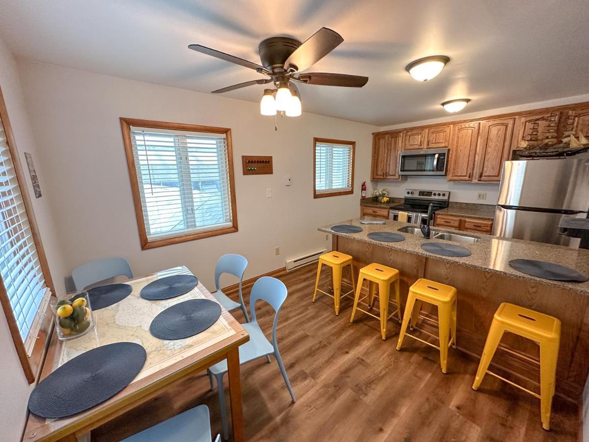 Fun Family Home Near Cedar Point Sandusky Exterior foto